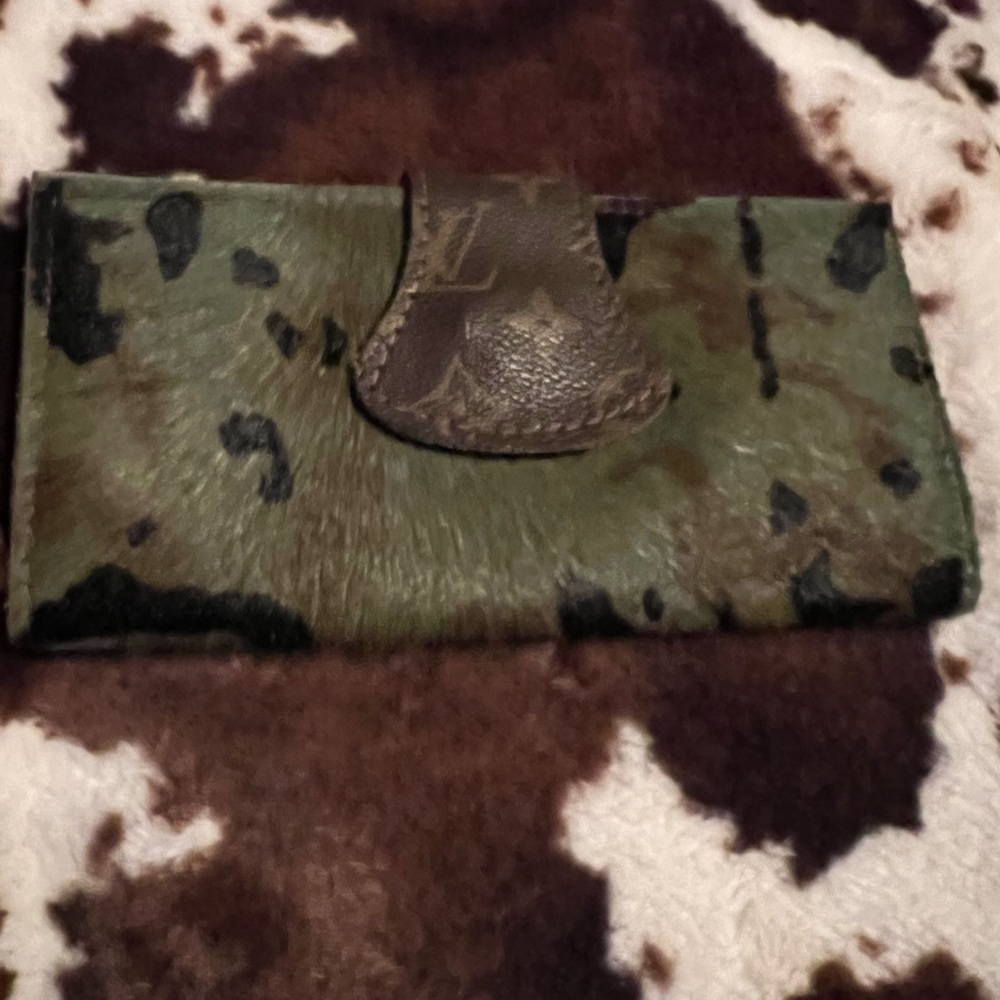 KIG NWT wallet
